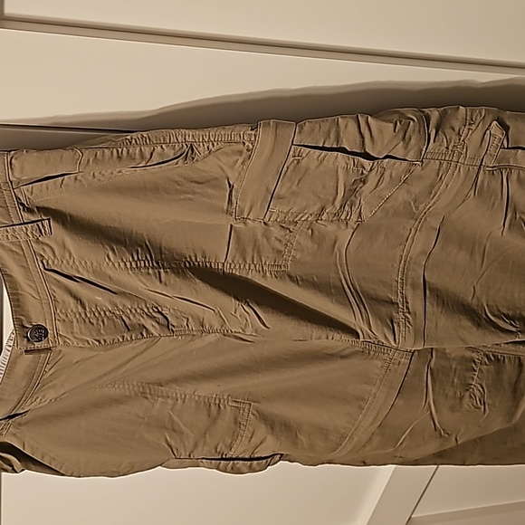 Women's REI multi function pants size 14 petite. - Picture 4 of 10